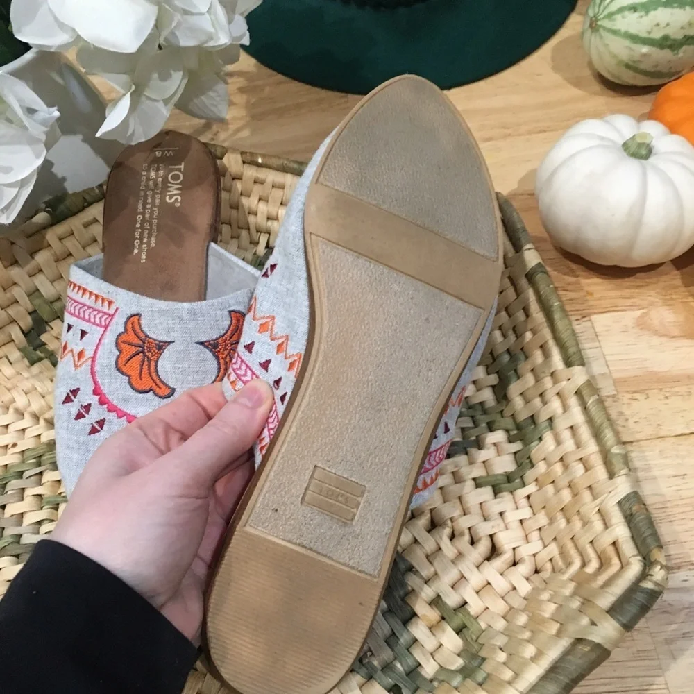 Toms Gray Mules with Pink and Orange Embroidery - Picture 2 of 9